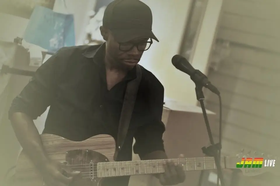 Rob White Live At Ricky’s Winebar 