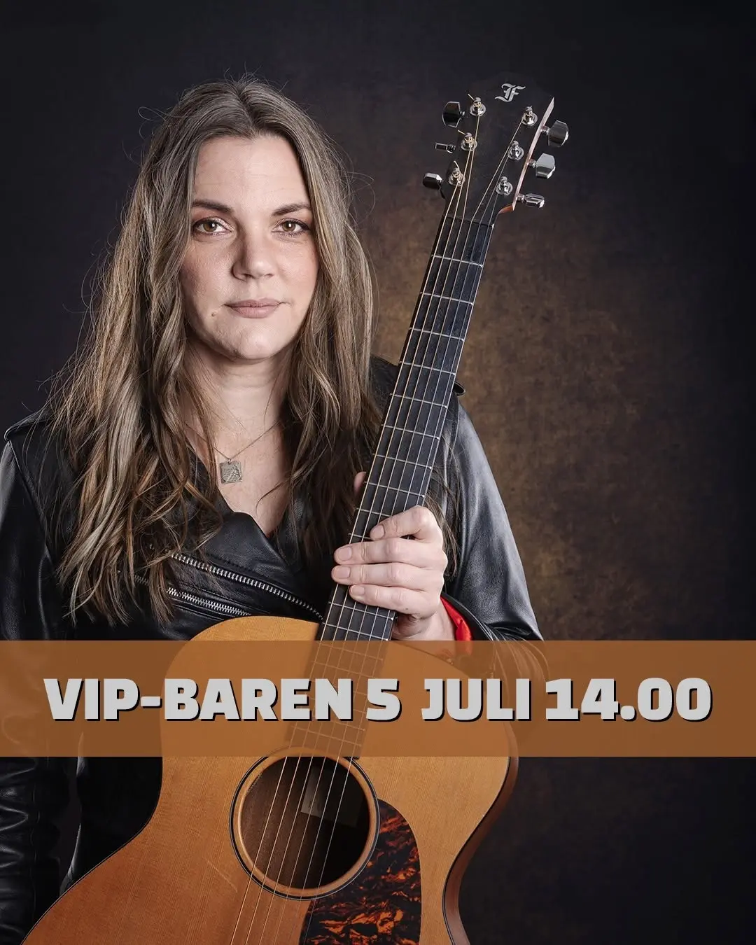 Mia Karlsson akustisk uppträdande i VIP-baren