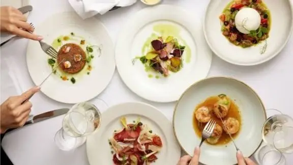 How to Manifest Your Dreams — A Curated Dinner Conversation