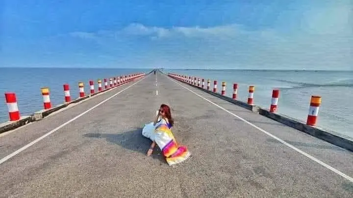 প্রতি শুক্রবার নিকলী হাওর অষ্টাগ্রাম মিঠামইন ডে ট্যুর(এসি ট্রান্সপোর্ট)