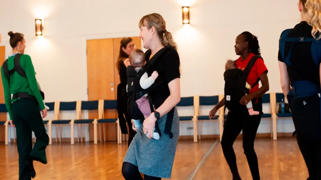 Dansa med bebis