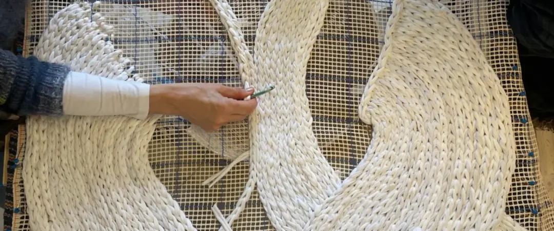 Konstnärerna visar utställningen Re Rag Rug och andra excesser