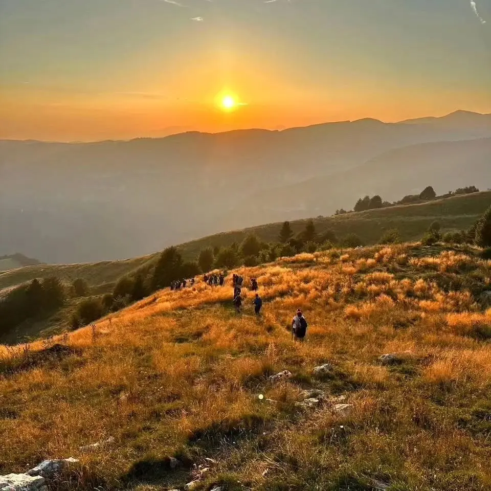 Luna del cervo al rifugio Monte Torla con cena in rifugio