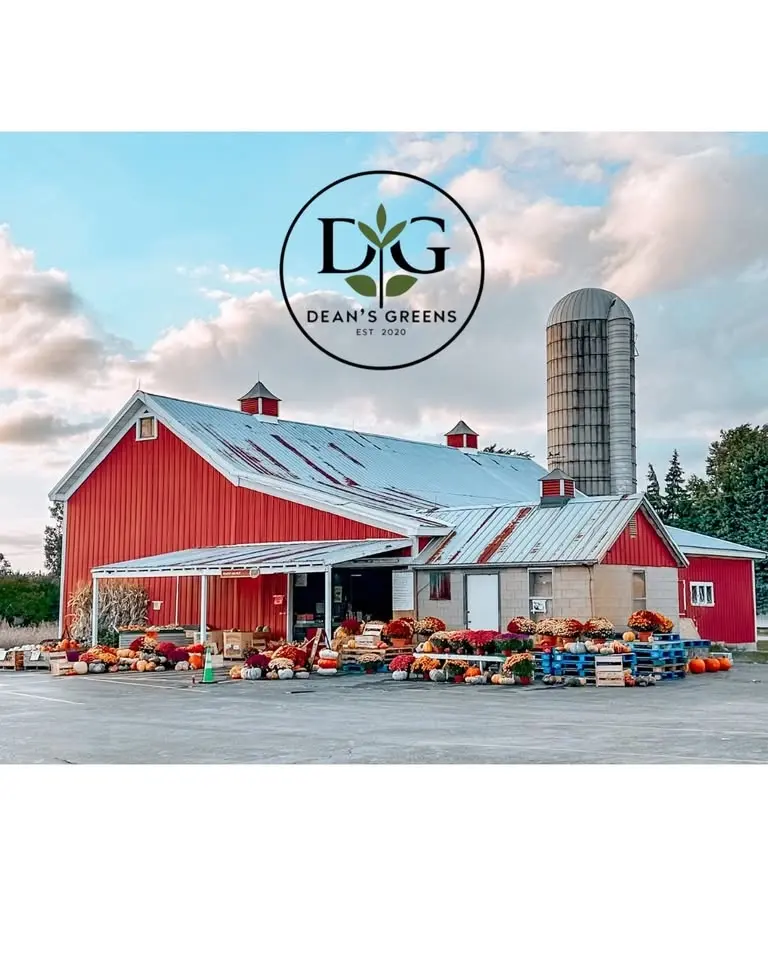 Dean’s Greens MARKET at the BARN
