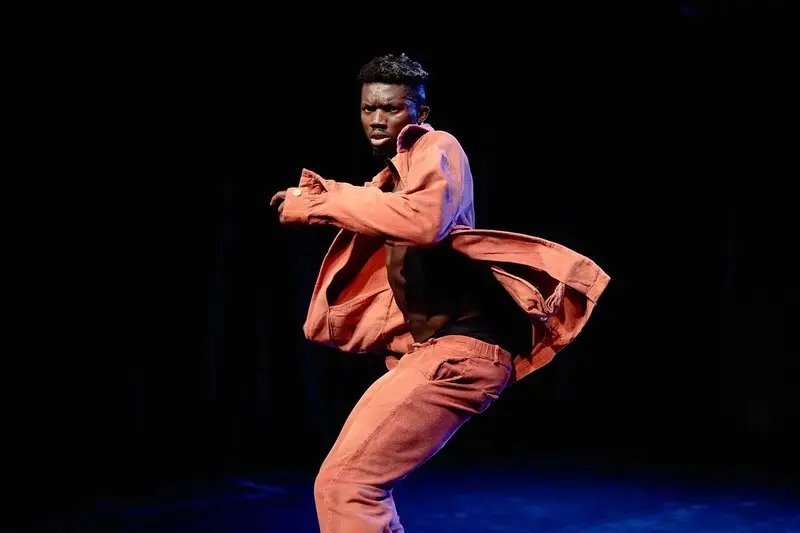 Salim Mzé Hamadi Moissi: L´Expat + Oulouy: Black