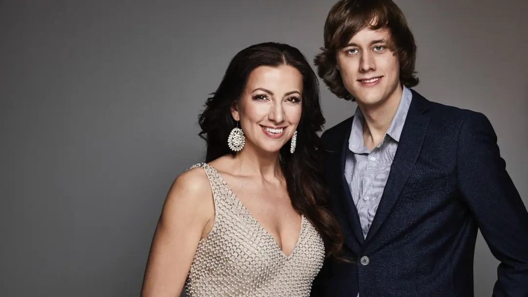 Allsång på Rompen med Sonja Aldén och David Carbe