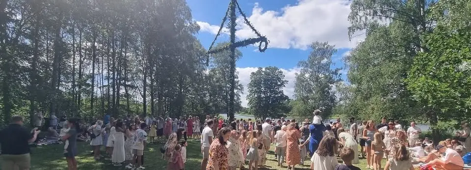 Midsommarfirande på Norrby Holme (Norrbybadet)