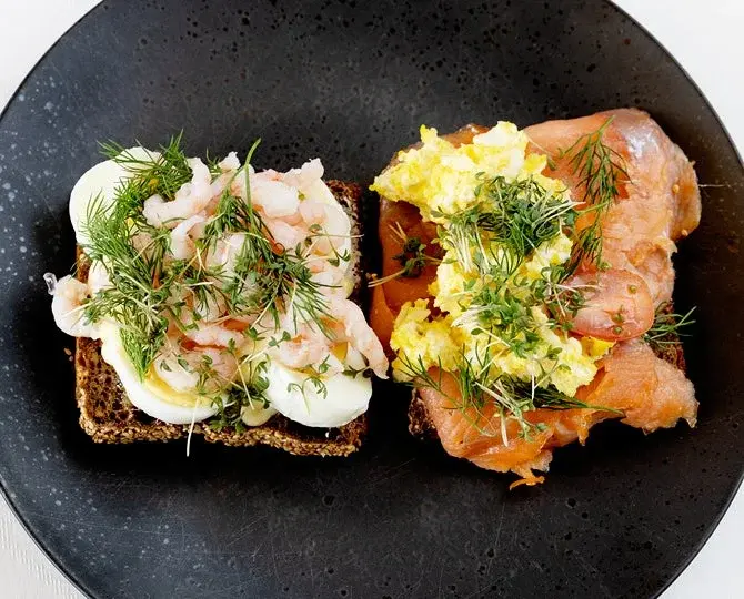 Bellevue Teatrets Smørrebrød de Luxe før OPERA I KULISSEN