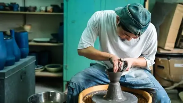 Ceramics: throwing off the hump