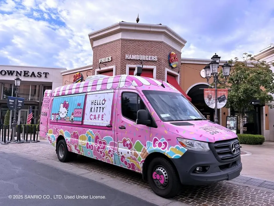 Hello Kitty Cafe Truck Central - Farmington / Salt Lake City Appearance