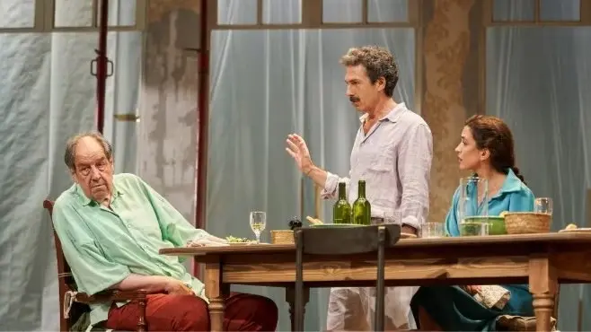 Vamos al teatro.Gigante
