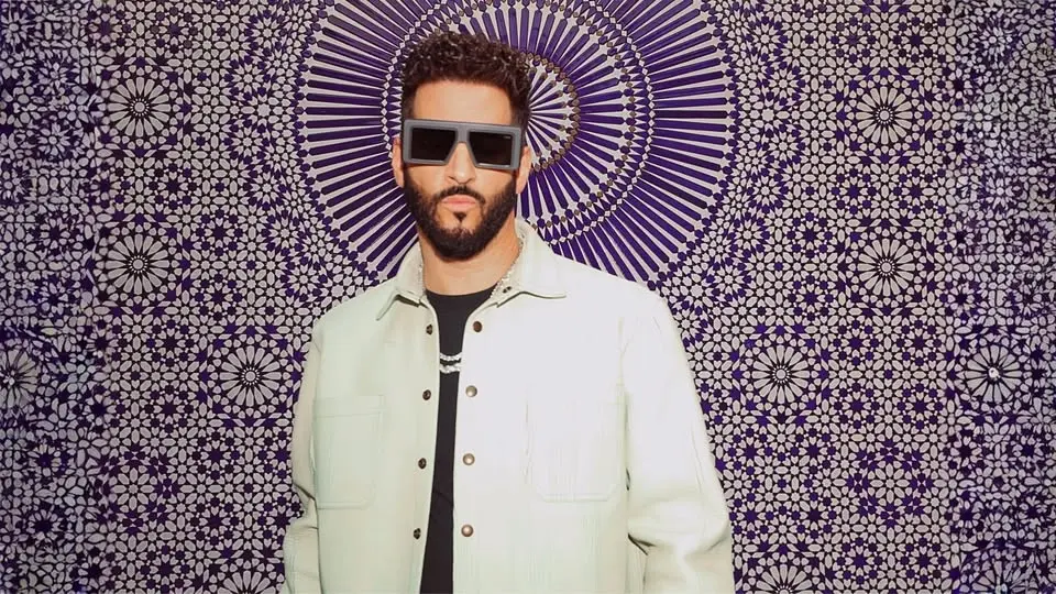 Jon b