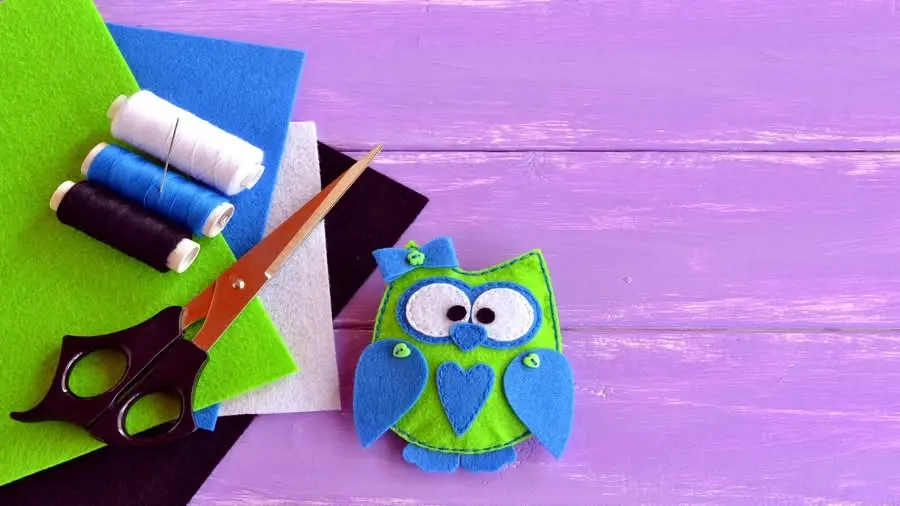 Little Makers: Make Your Own Felt Softie - Eagle Vale Library