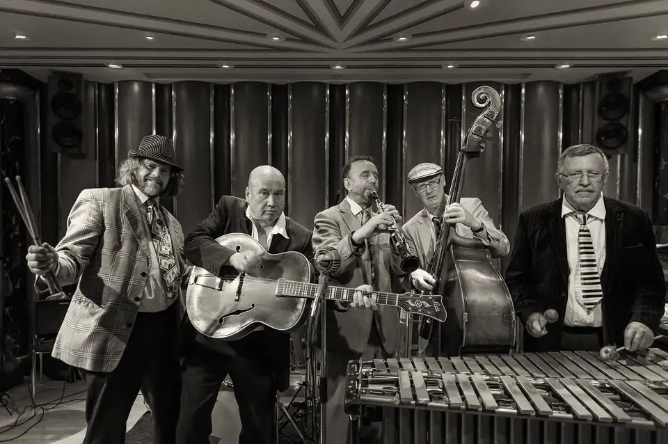 Tommy Löbel med Jazzvänner 14/6 Clas på Hörnet Hotell