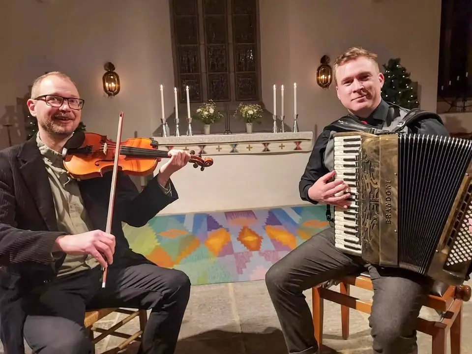Musik i sommarkväll - Från polskor till Bach