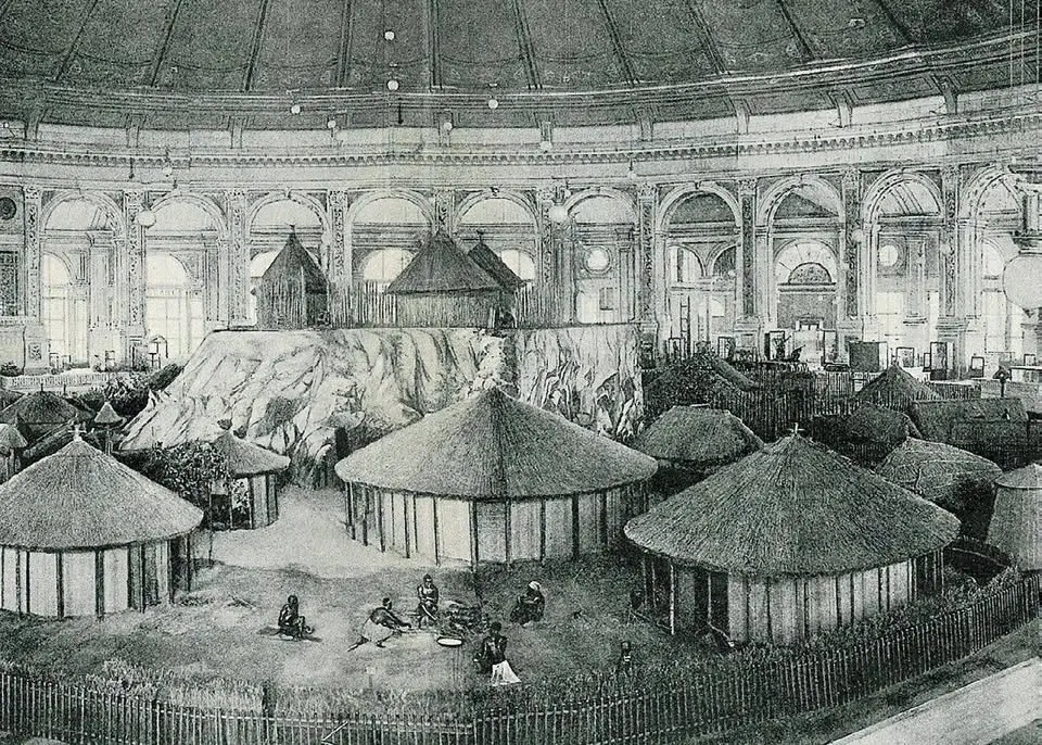 Asymmetrical Views: Art Exhibitions of the Nineteenth Century Revisited