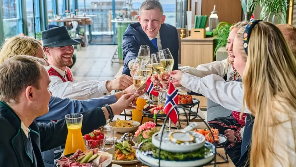 Start 17th of May at the Top! 🇳🇴