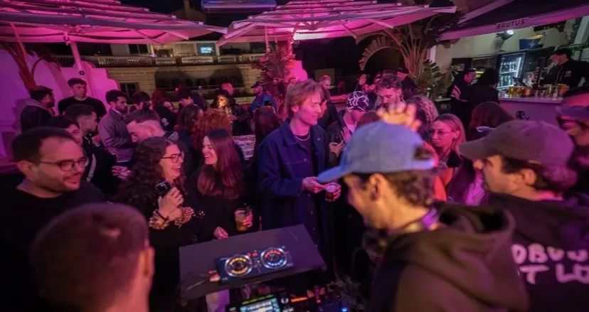 DUSKGROOVE x THE ROOF pres. Secret Rooftop Edition