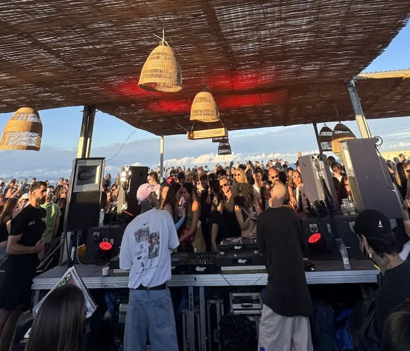 SANT JOAN FREE Open Air Beach Party Day & Night w Les Enfants x ■ Checkpoint x Troopers