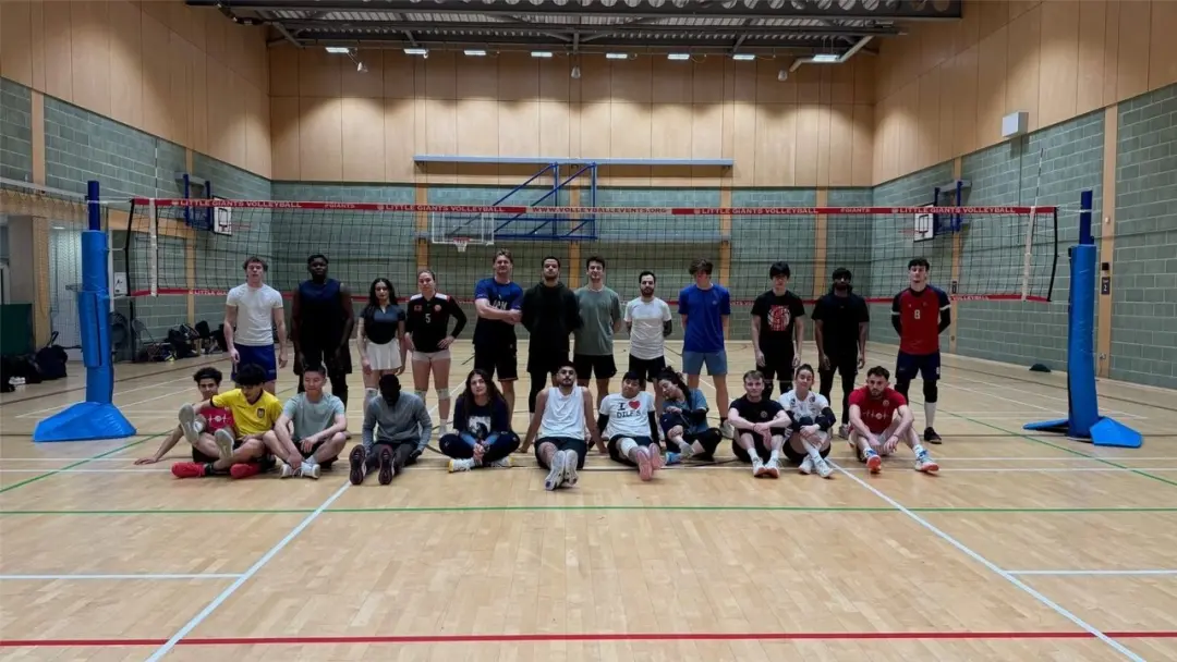🏐Volleyball Sessions📍Clapham 📶 Mid Intermediate