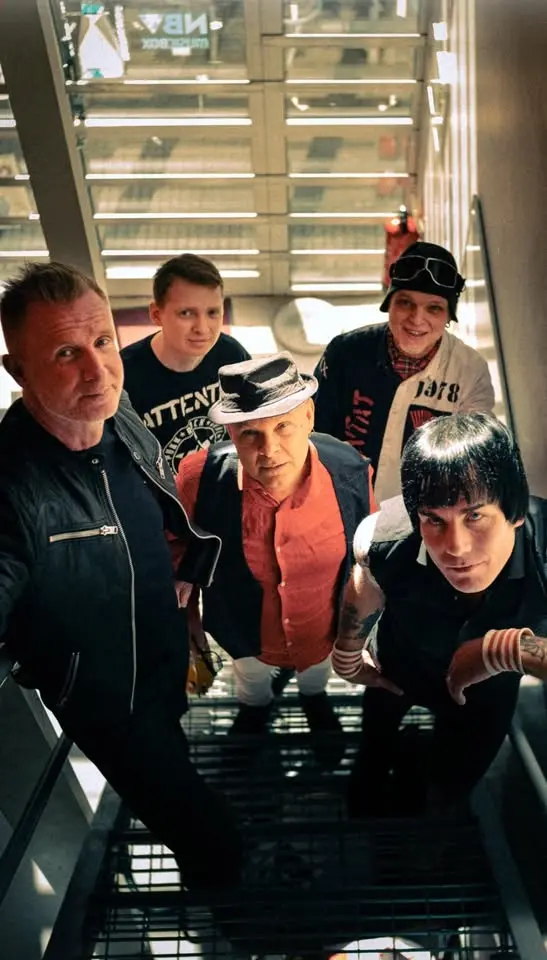 Attentat - punk på slottet! Rag Mama Club & Tomarps Kungsgård presenterar!