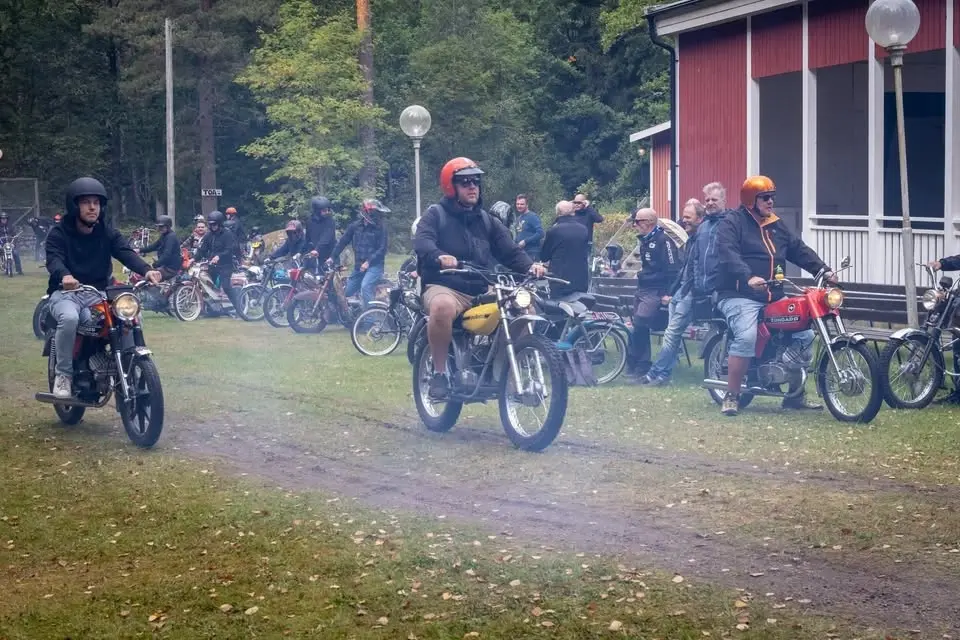 Mopperally i Fågelfors Folkets Park