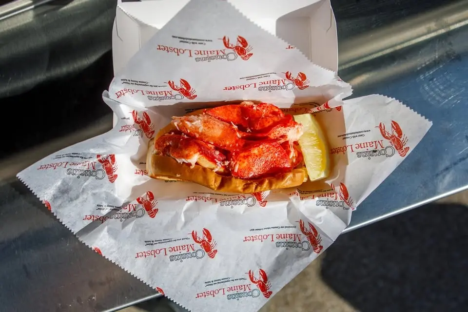 Cousins Maine Lobster in Mountain View, Avalon Towers on the Peninsula