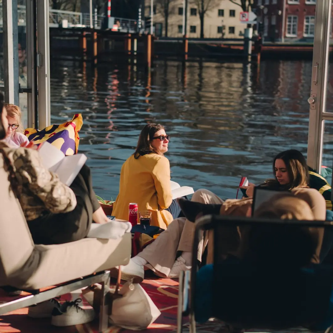 Offline Waterfront Brunch x De Sering ☀️ | Mediamatic