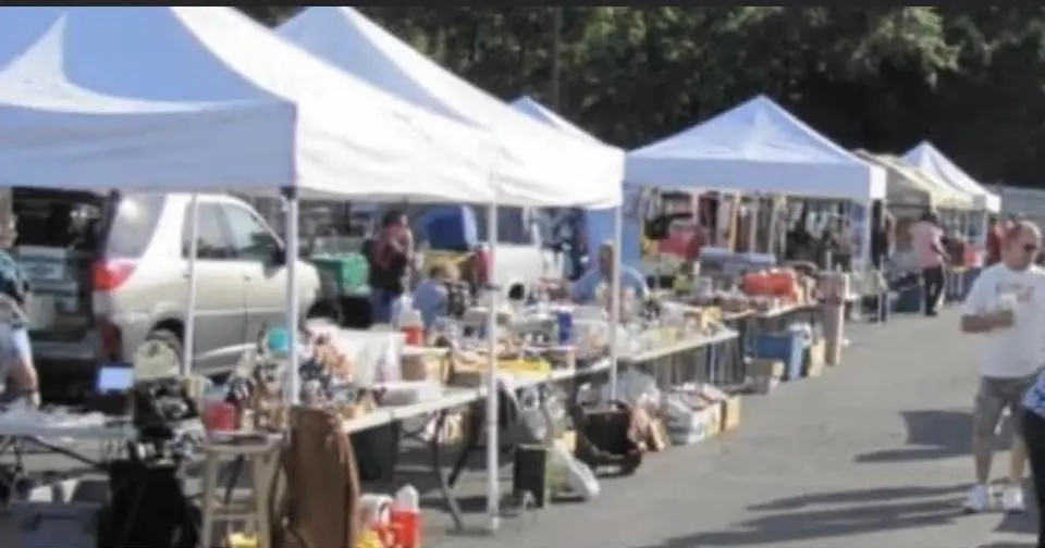Flea Market Craft Fair Vendor Event and Bbq ! Sign up to be a vendor!πππππ
