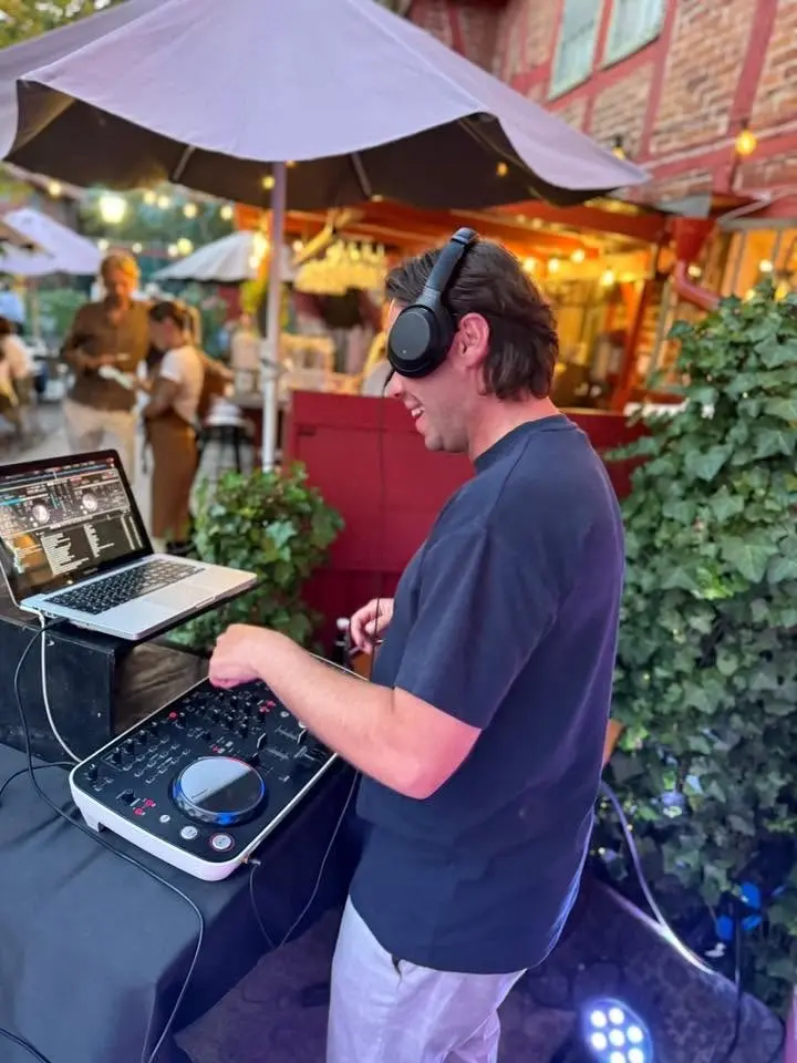Live på Grändens, DJ Linus