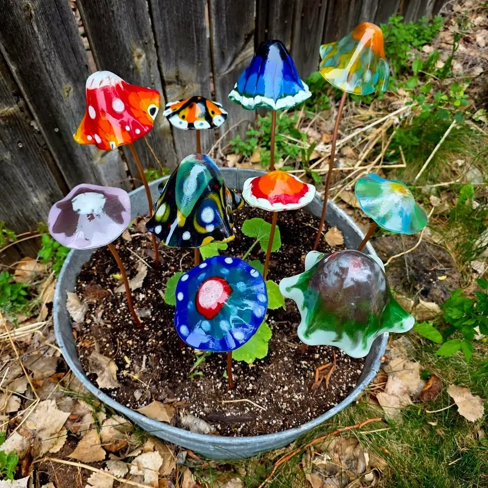 Fused Glass Mushroom Stakes Class