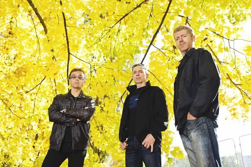 AMC Trio