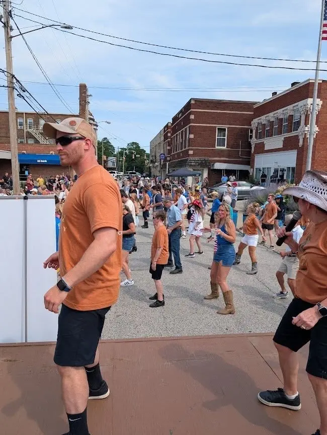 Line Dancing at Nash-Will – Downtown Willoughby Street Party!